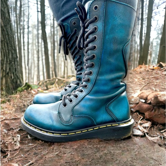 Meet your Posher, Amy - Picture 16 of 16